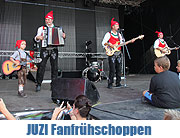 "Die Jungen Zillertaler" - JUZI Fan Frühschoppen mit Radio U1 Tirol beendete Fan Aktiv Tag das lange Fan-Wochenende in Strass/Zillertal am 18.08.2013 (©Foto: Martin Schmitz)